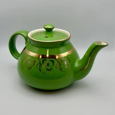 Hall China Company - Vintage Green & Gold Floral “New York” Style 6-Cup Teapot