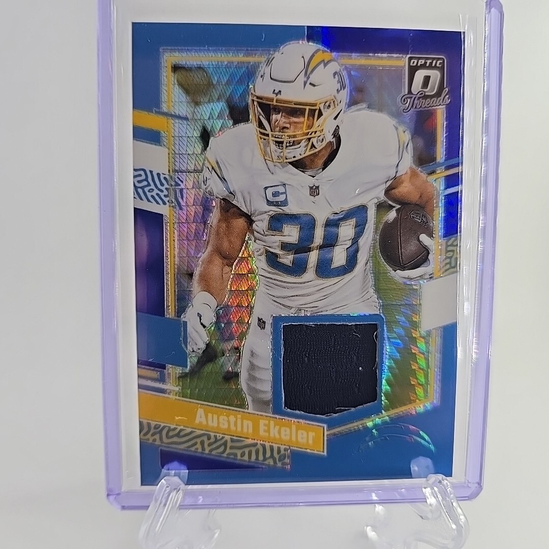 2023 Panini Donruss Optic Donruss Threads Blue Hyper Prizm