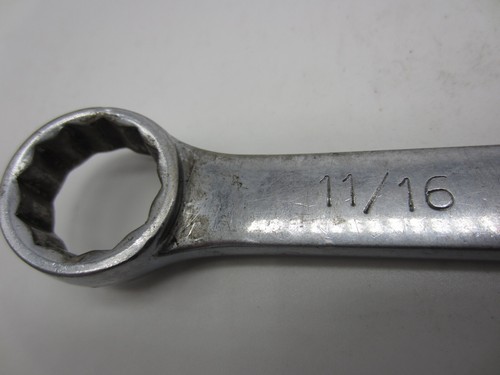 MAC TOOLS 11/16" SAE COMBINATION WRENCH -- CW22 -- GOOD CONDITION - Picture 3 of 8