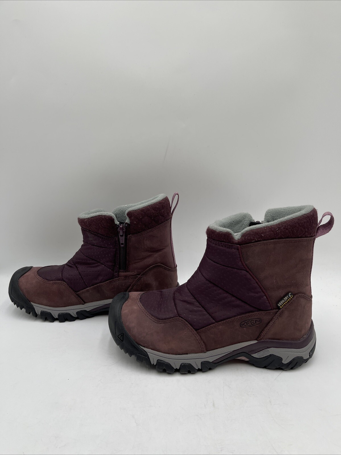 Stivali donna Keen Hoodoo III con zip bassa bordeaux taglia 6