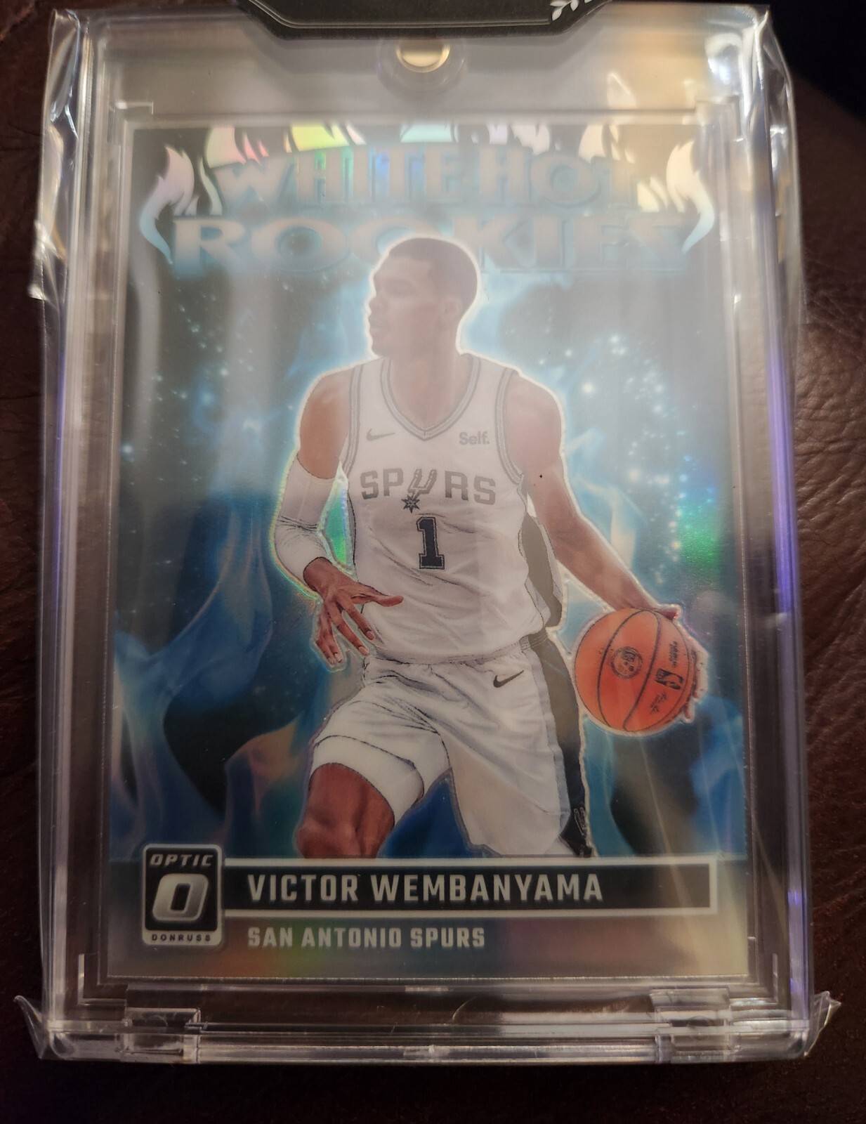 VICTOR WEMBANYAMA RC SILVER PRIZM HOLO White Hot Rookies SP 2023-24 Panini Optic