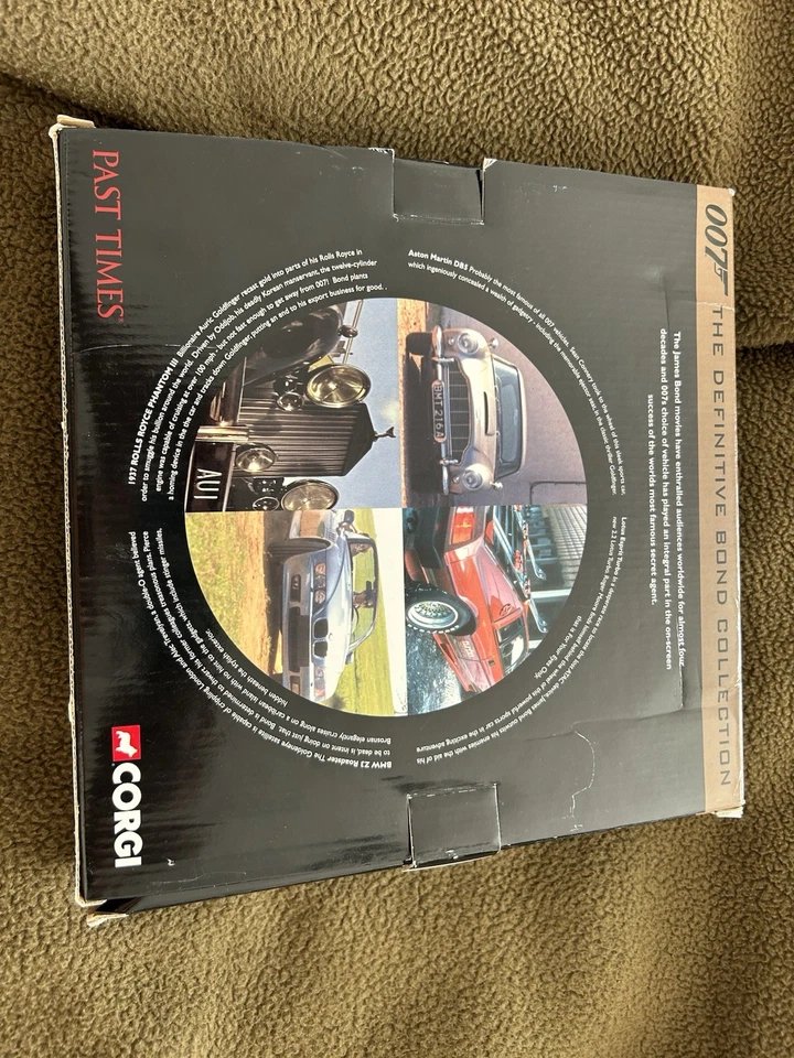 Vintage corgi 007 the definitive bond collection Model Cars In Original Box  - Image 2 of 4