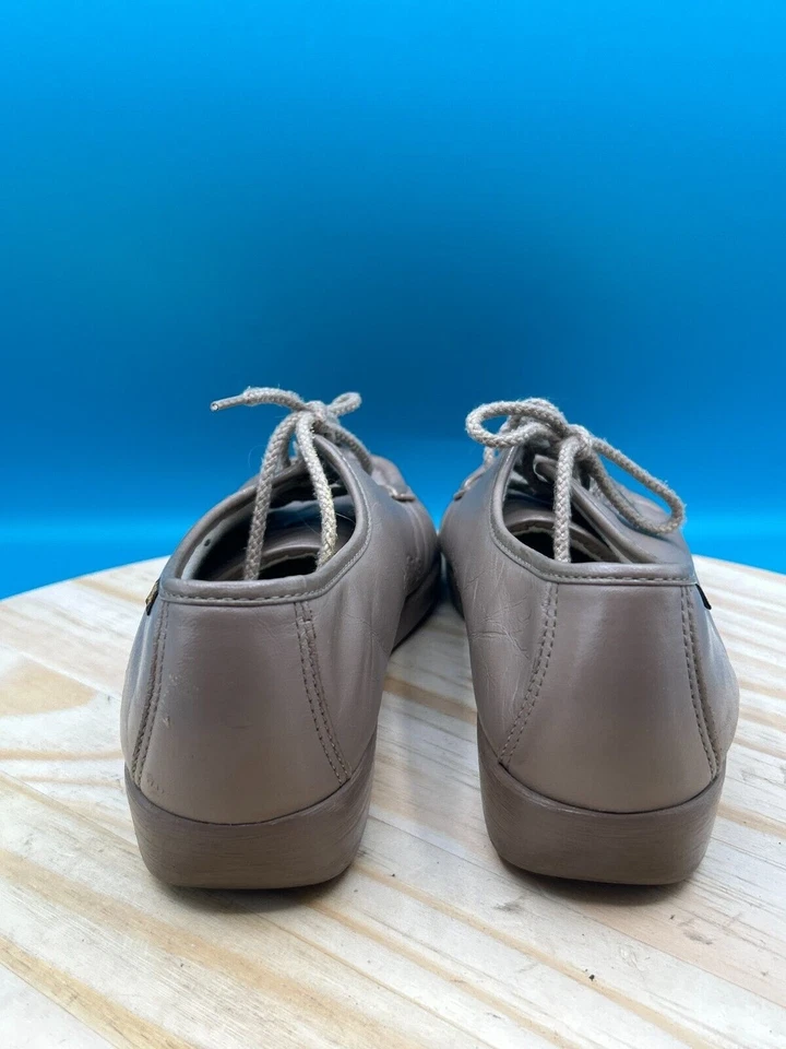 SAS Siesta Moccasin Flats Womens Size 8 M Beige Tan Leather Lace Up Comfort - Image 3 of 4