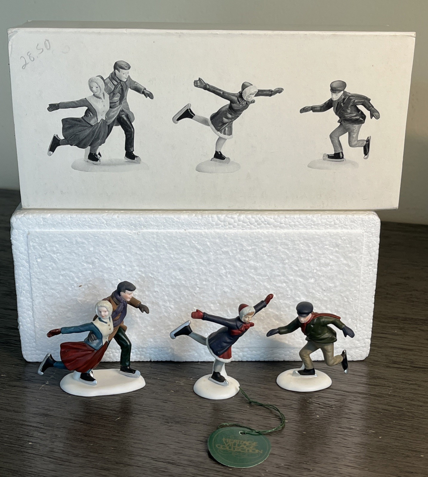 Dept 56 Heritage Village Collection "SKATING PARTY" 5523-9 Set Of 3 In Box
