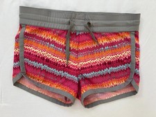 REI girls size small 8 patterned shorts