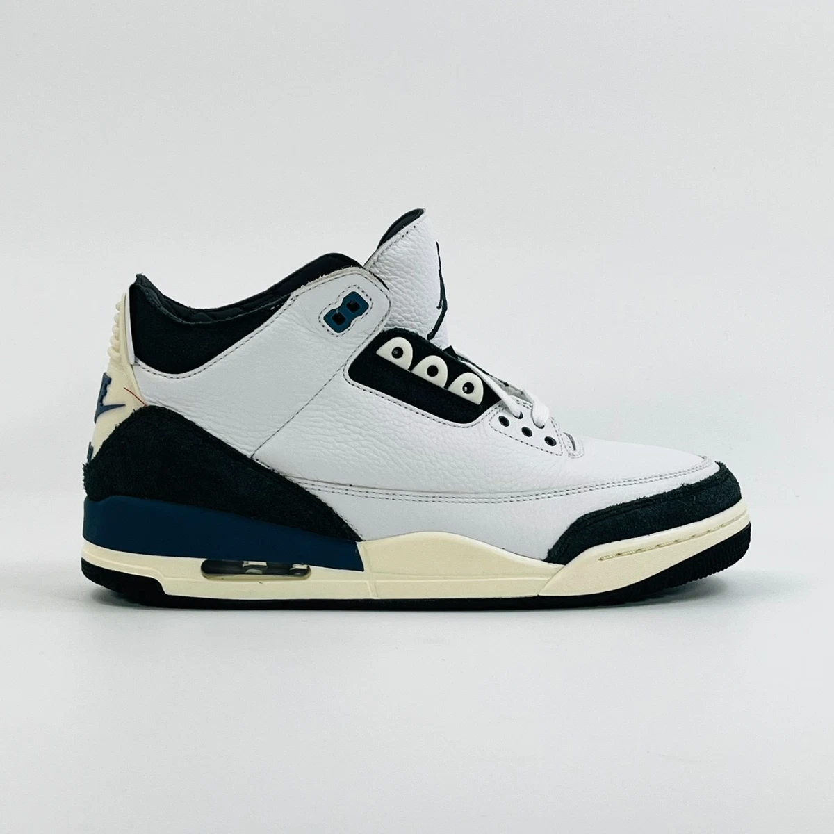 Preços baixos em A Ma Maniére x Air Jordan 3 Retro OG SP For The