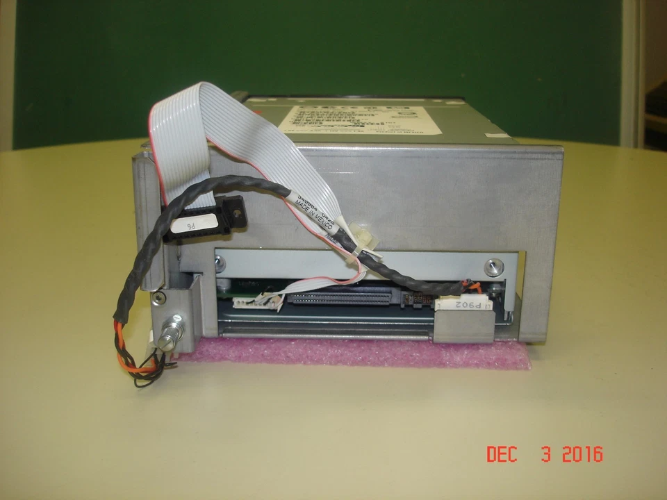 3139033-05 QUANTUM LTO2 TAPE DRIVE IN SLED FOR STORAGETEK L20 LIBRARY  - Image 4 of 4