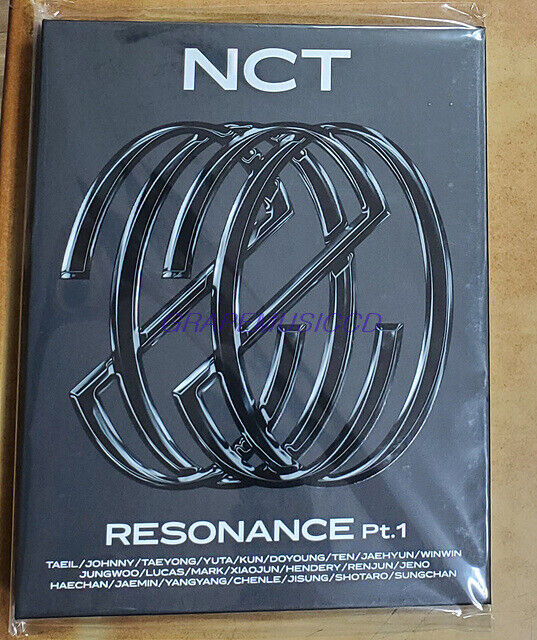 NCT RESONANCE Pt.1 SMTOWN OFFICIAL GOODS BINDER + PHOTO CARD NCT RESONANCE Pt.1 SMTOWN OFFICIAL GOODS BINDER + PHOTO CARD