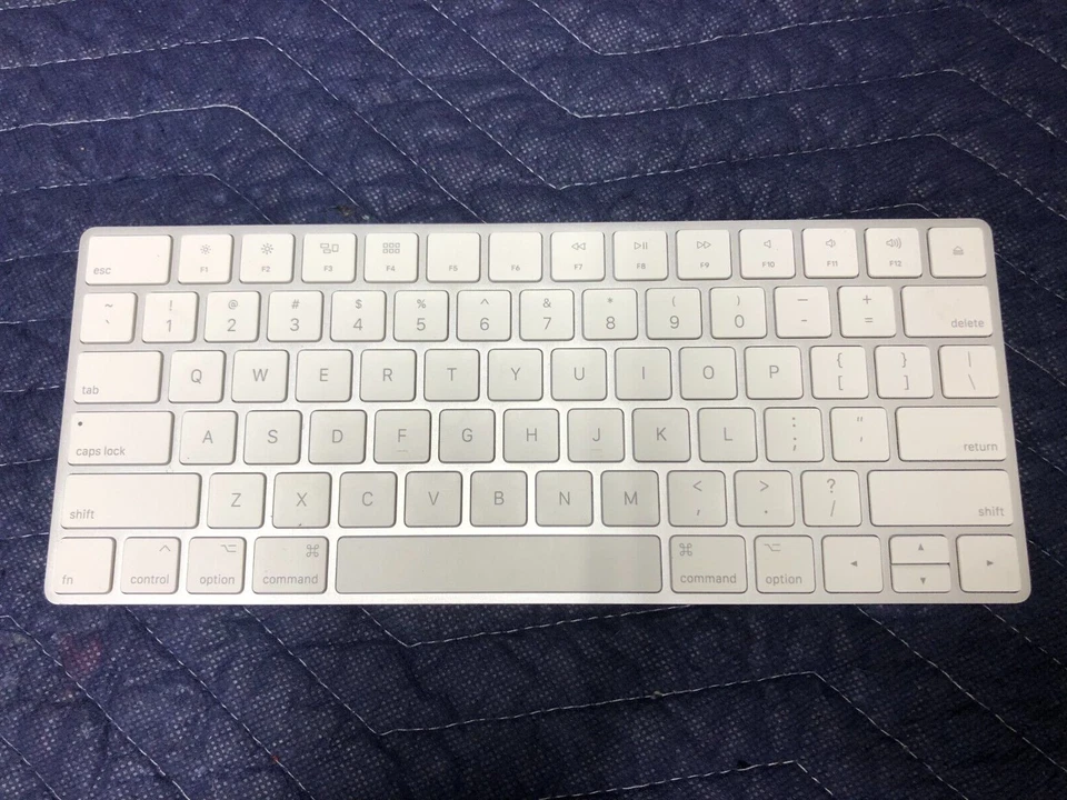 Used Apple A1644 Magic Keyboard - Image 2 of 3