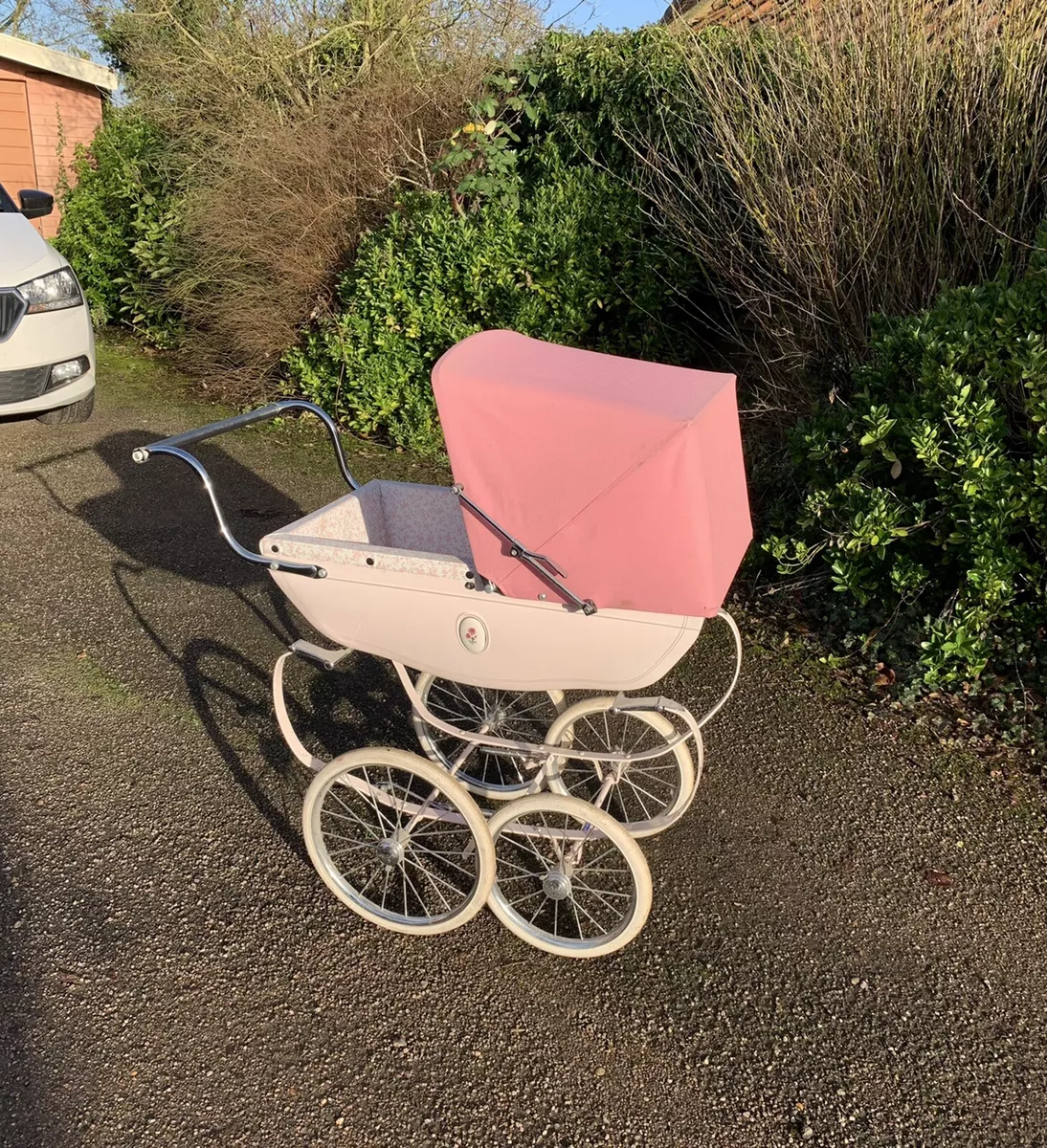 Silver cross coach built clearance dolls prams for sale
