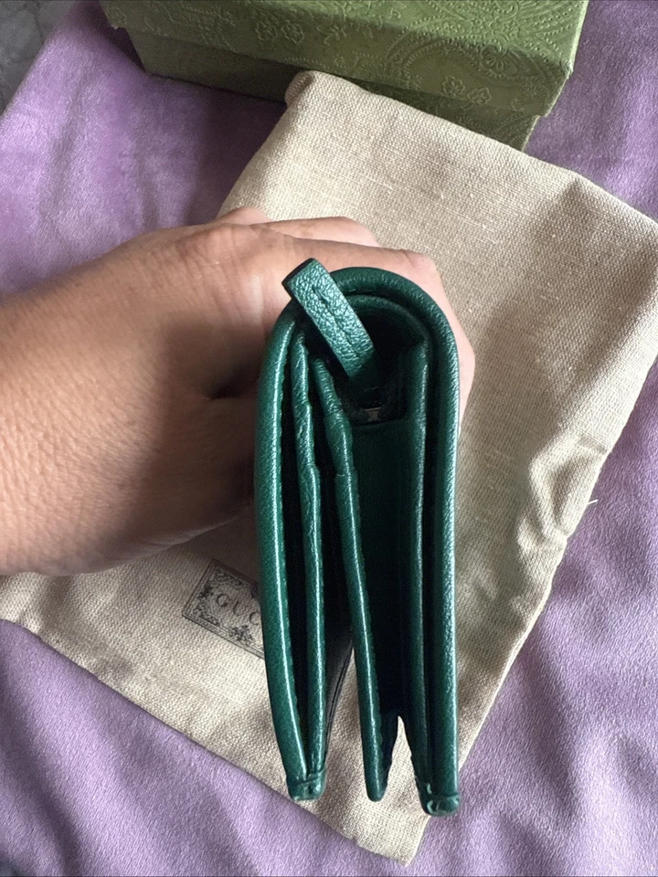 Carteira Gucci Feminina Gucci Diana Estojo Cartão Couro Verde GG Duplo - Imagem 4 de 4