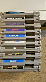 Nintendo NES Console Bundle - 22 Games - 2 Controllers Tyson Punchout Mario