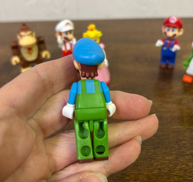 Knex K'nex Super Mario Bros Mini Figures Lot Of 7 Peach Luigi Yoshi Series 8
