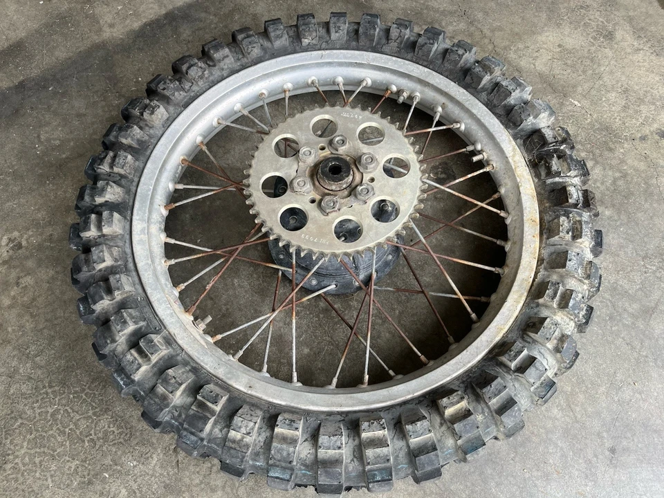 Yamaha YZ 125 1978 rueda trasera YZ125E 2K6 Foto 2 de 4