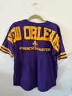 New Orleans French Quarter WomenS SPIRIT T-shirt Mardi Gras PURPLE L/XL