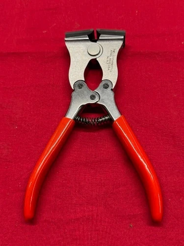 Starrett 1X-7 Adjustable-Jaw Cut Nipper Carbide Tipped, Capacity .070" STOCK