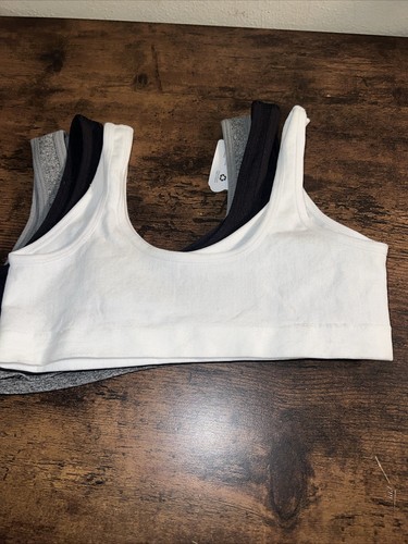 Hanes Girls 3pk Of Bras White/black/gray. Size Small - Picture 3 of 3