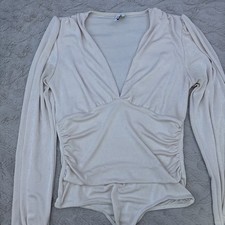 Guess Ivory Long Sleeve V- Neck Bodysuit Size Medium