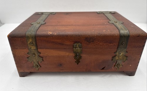 Vtg 1940s50s Pilliod Wooden Rectangular Chest/jewelry Box Brass Hardware MCM