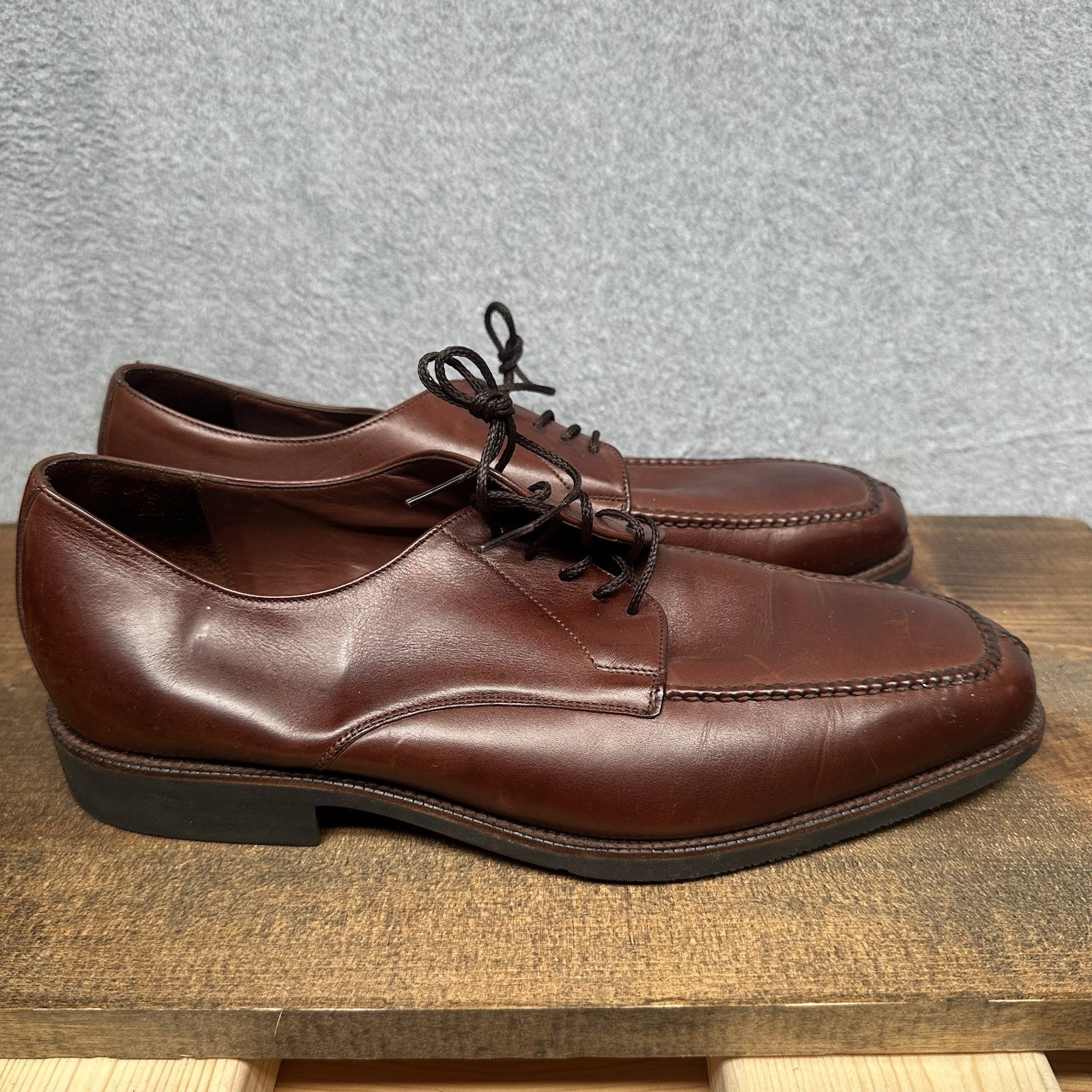 SAOLA Scarpe Neil M. uomo taglia 12 marrone nero pelle comode punta liscia USA Oxford
