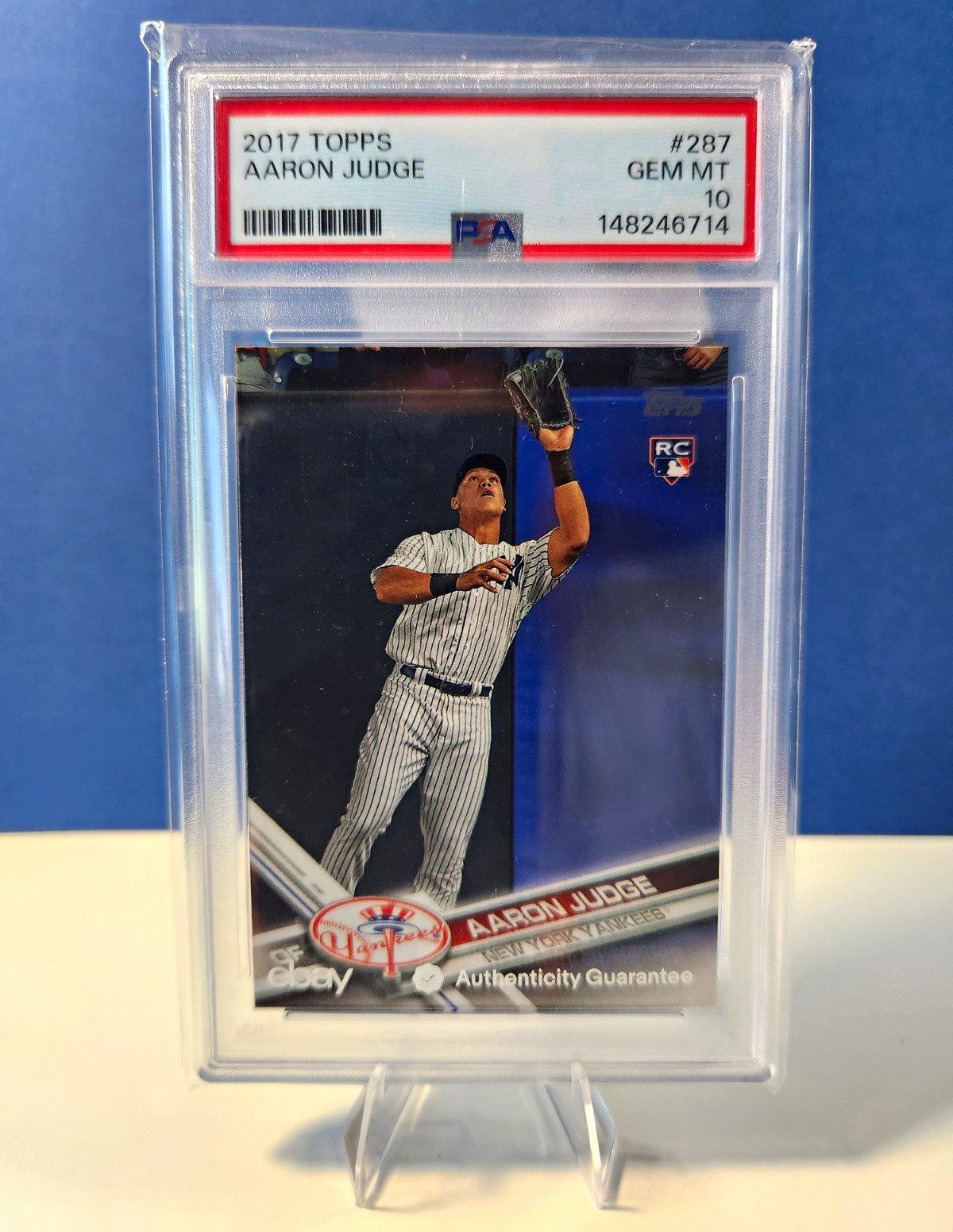 2017 Topps Aaron Judge #287 Rookie RC Fielding Base New York Yankees PSA 10 GEM