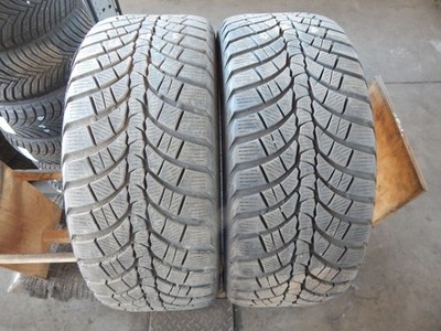 2 Winterreifen 245/45 R18 100V Kumho WinterCraft WP71 DOT 3422 Profil 4,8-6mm