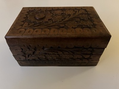Sehr schöne Trickbox / Zauberbox aus Holz