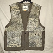 Magellan Camouflage Hunting Vest Game Pocket Mens Large RealTree Bird Quail Etc