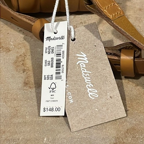 Madewell The Transport Camera Bag: Bubble Pleat Edition Golden Oak Leather - Picture 5 of 9
