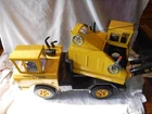 1970's Metal VINTAGE TONKA CRANE TRUCK in good condition, price reduced