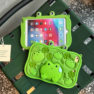 あき　カエルタブレットケース s-l400.jpg