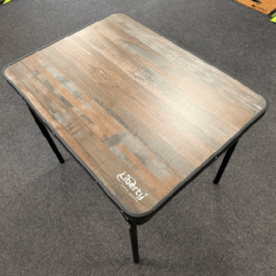 Shergar Holzoptik Tisch