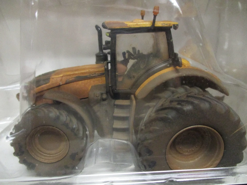 Custom "Muddy" Cat Challenger Model 1042 MFWD Toy Tractor, 1/64 Scale, NIP - Image 4 of 4