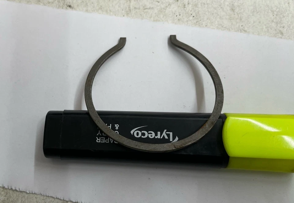 1H 3087 AUSTIN HEALEY 3000 & MG MGB PALANCA DE CAMBIOS BOLA RESORTE CUBIERTA CIRCLIP Foto 2 de 3