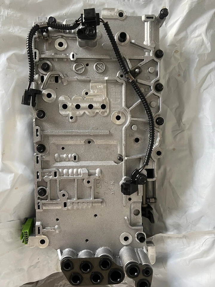 2012 - 2020	Chevrolet Tahoe Transmission Valve Body - Image 2 of 3