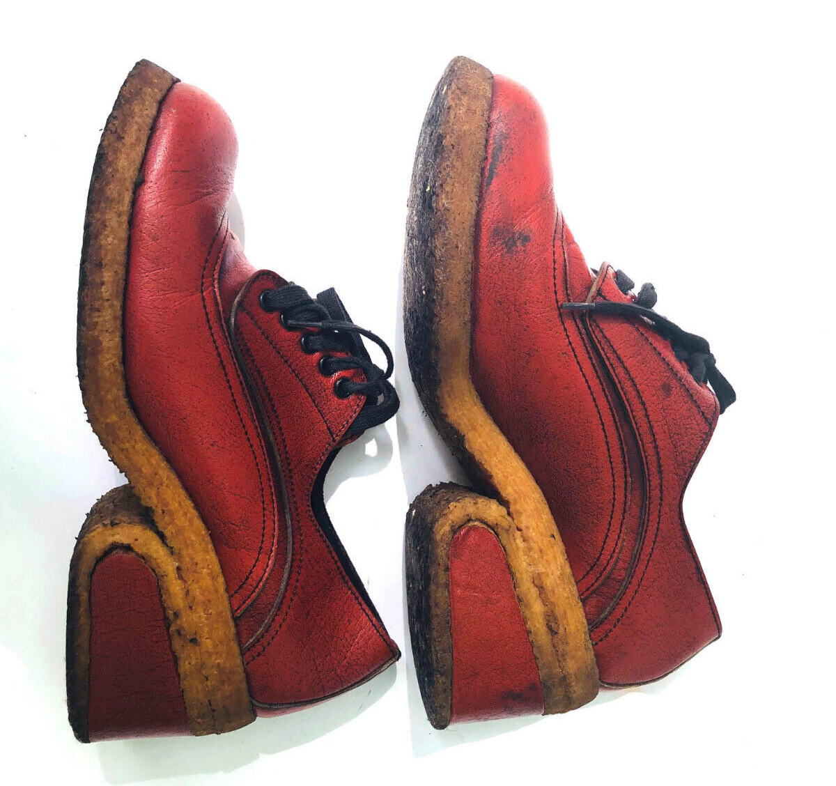 Genuine 1970s Vintage Crepe Rubber Sole Funky Lace up Rust Genuine 1970s Vintage Crepe Rubber Sole Funky Lace up Rust