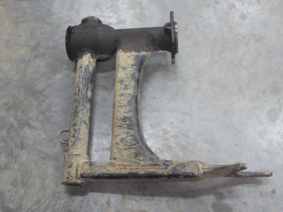 Brazo basculante trasero Honda Fourtrax 350 Foreman 86 87 88 89 Foto 2 de 4