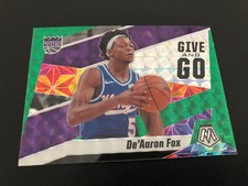 De’Aaron Fox “Give And Go” “Green Mosaic Prizm” 2019-20 Panini Mosaic Basketball