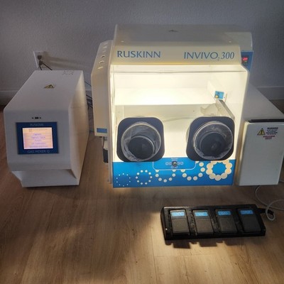 Ruskinn Invivo2 300 Hypoxia Workstation With Ruskin Gas Mixer Q