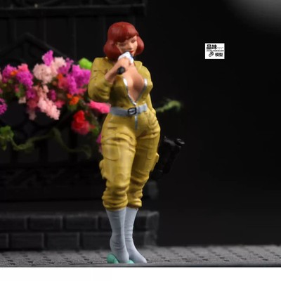 1/72 gelb gekleidete weibliche Reporterin 1 Person fertiges Modell Spielzeug