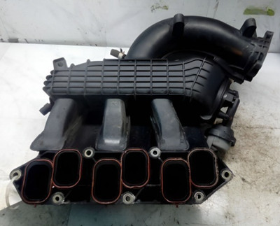 2005-2018 Nissan Frontier Upper Engine intake Manifold Assembly OEM