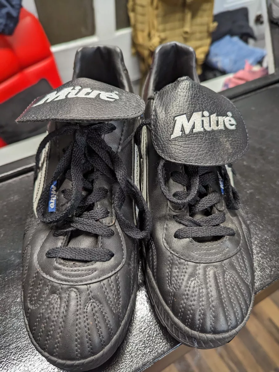 Astro trainers shop size 8