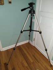 Promaster 5150 Tripod 3-Way Pan/Tilt Head Aluminum Read Description Lightweight