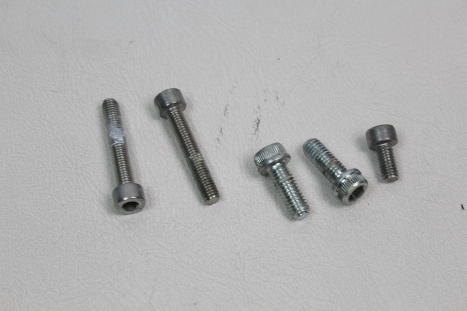 MV Agusta F3 675 11-13点火套件开关燃气盖锁钥匙规集群仪表板 — 第 2/4 张图片