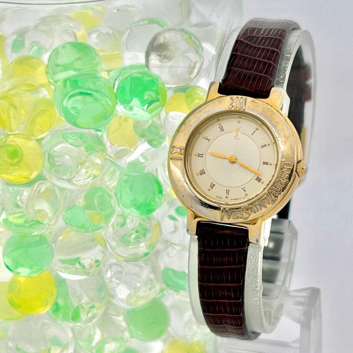 Orologio donna Yves Saint Laurent quarzo quadrante oro analogico romano dal Giappone