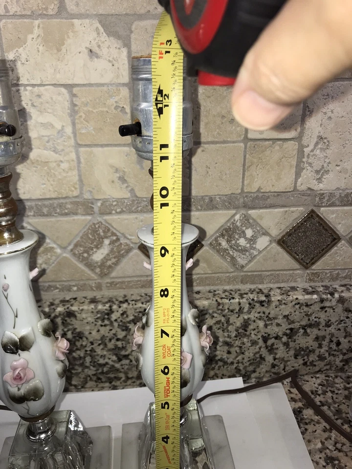 Par De Colección de Lámparas De Porcelana y Rosa 3D Par Vidrio Mármol Base-Japón Foto 2 de 4