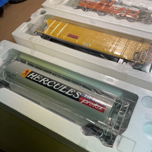 Lot of 4: ATLAS Trains O Gauge (2) Cabooses (2) NEW HOPPERS Mint LN In Boxes - Picture 21 of 24