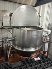Lee 150 Gallon Direct Steam Agitating Tilt Kettle With Steam Generator