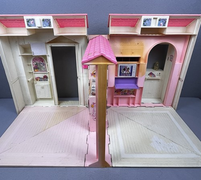 #ad 1996 Barbie Folding Pretty Dollhouse #16961 For Parts Or Refurbish Project ￼ $32.00