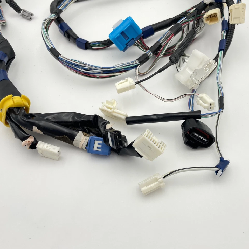 Arnés de cableado escotilla puerta levadiza trasera LEXUS RX300 1999-2003 FABRICANTE DE EQUIPOS ORIGINALES 8218448031 Foto 4 de 4